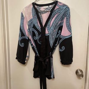 New York and Company Tie Waist Top - Large